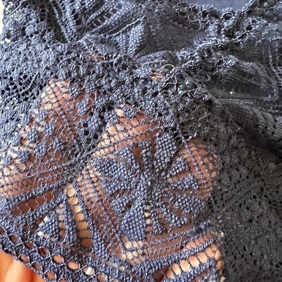 Nautica Intimates Navy‎ Razor Back Bralette Size Medium - Picture 5 of 8